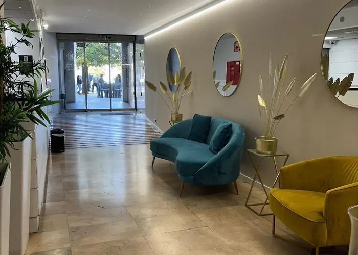 Vtz Plaza Espana Hotel